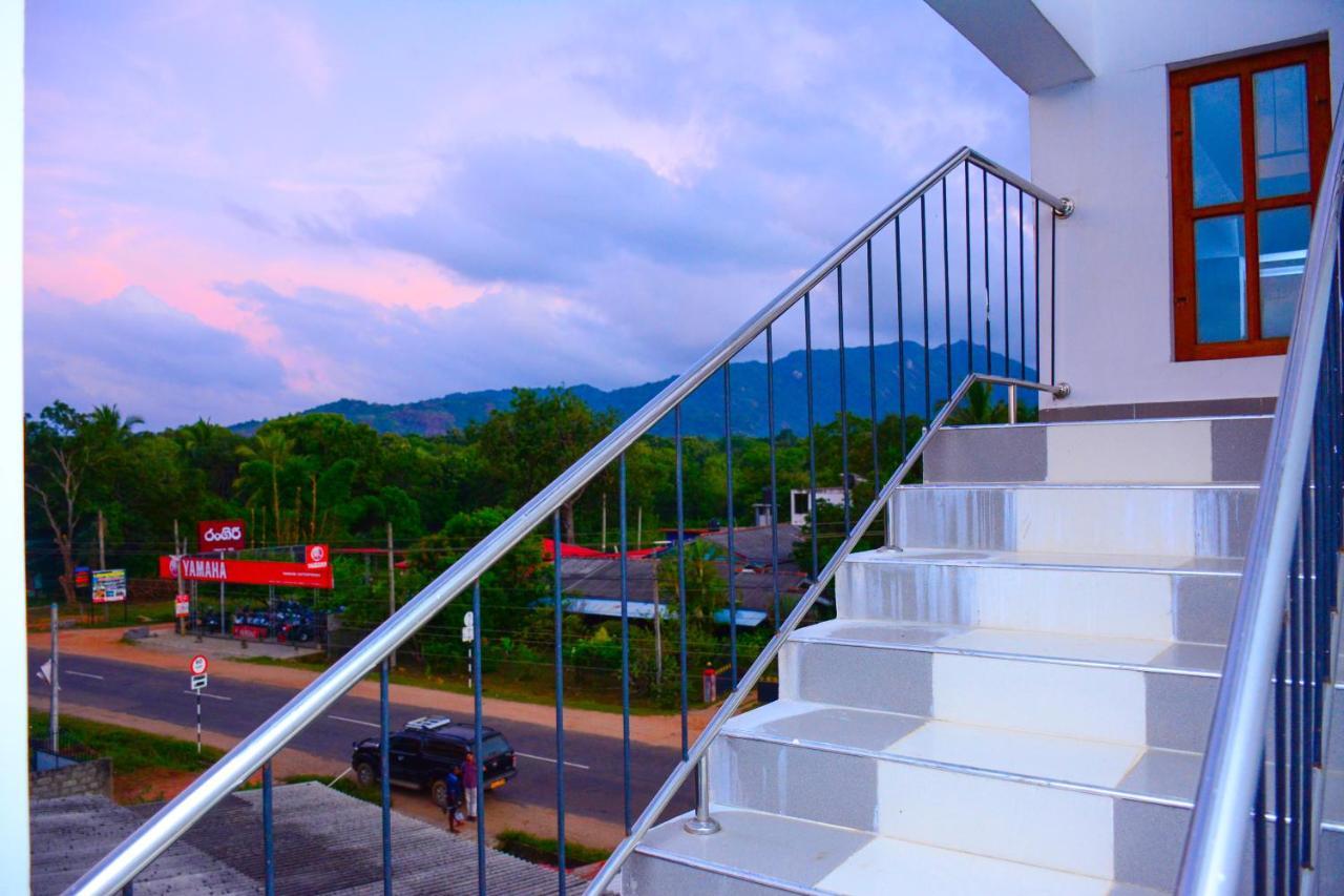 Hotel Kiyara Дамбулла Екстер'єр фото